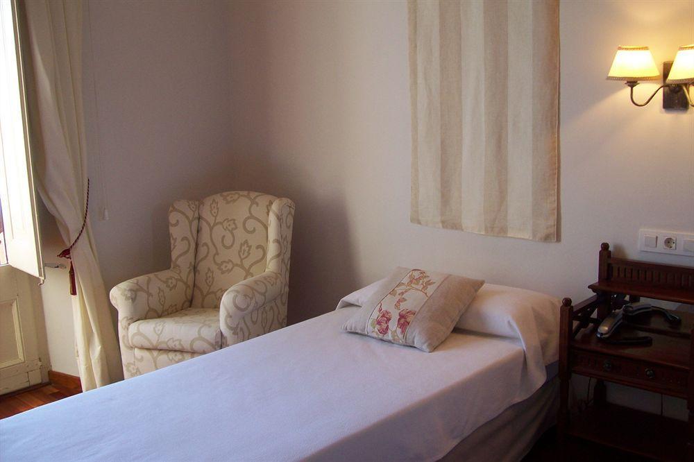 Hotel Palou 1874 Sant Pere De Ribes Ngoại thất bức ảnh