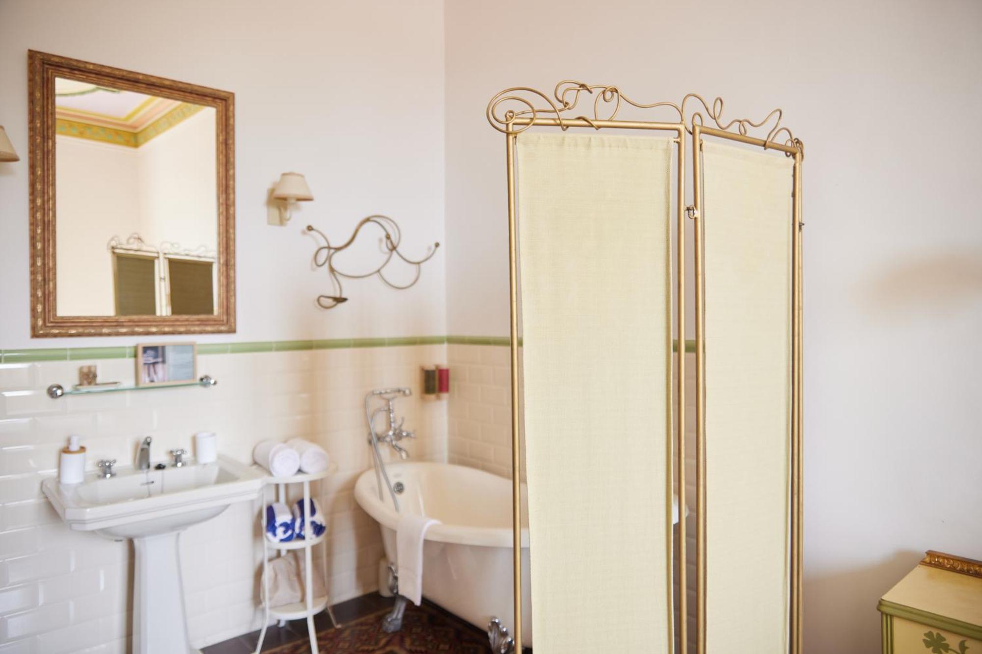 Hotel Palou 1874 Sant Pere De Ribes Phòng bức ảnh