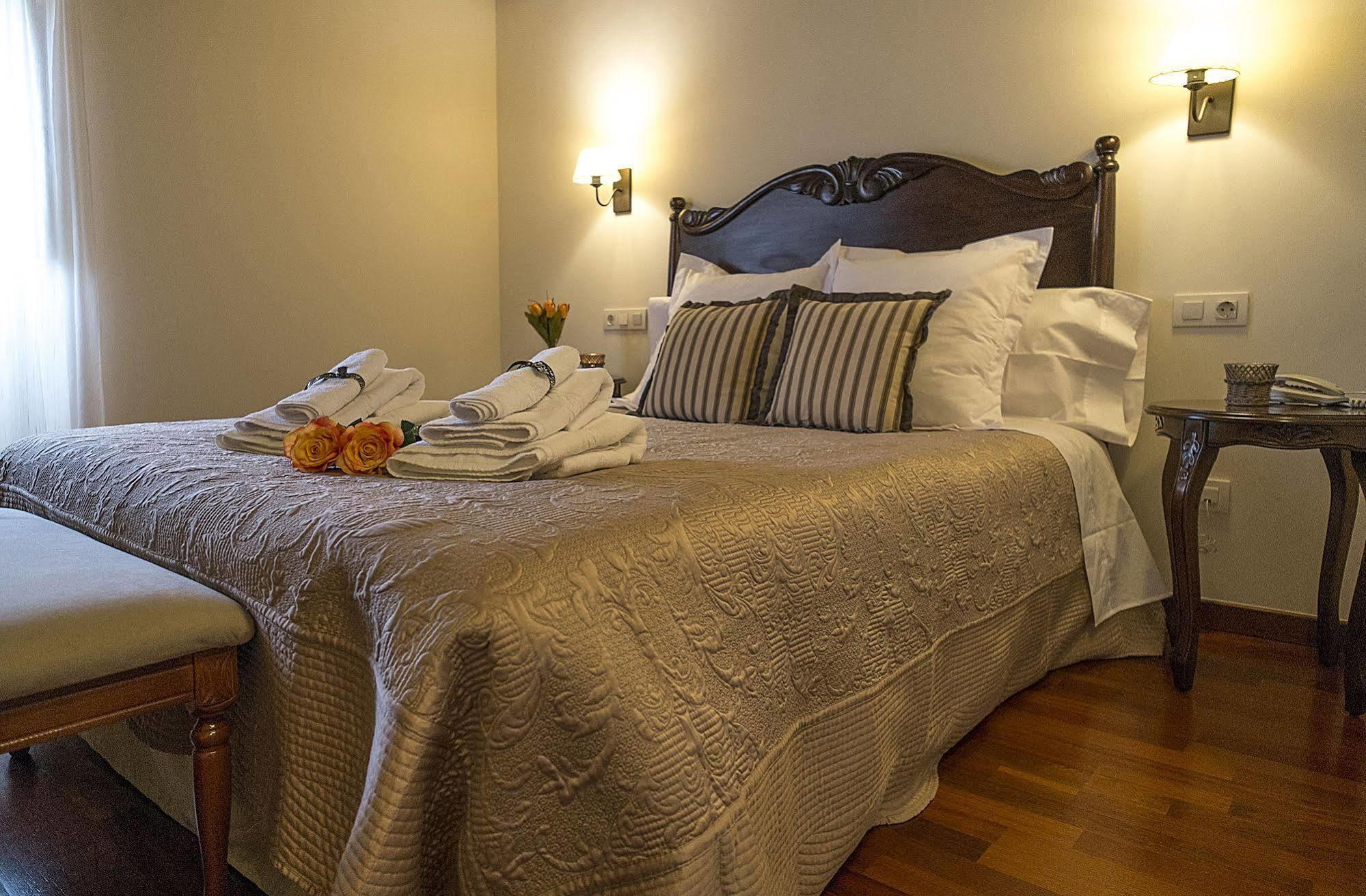 Hotel Palou 1874 Sant Pere De Ribes Ngoại thất bức ảnh